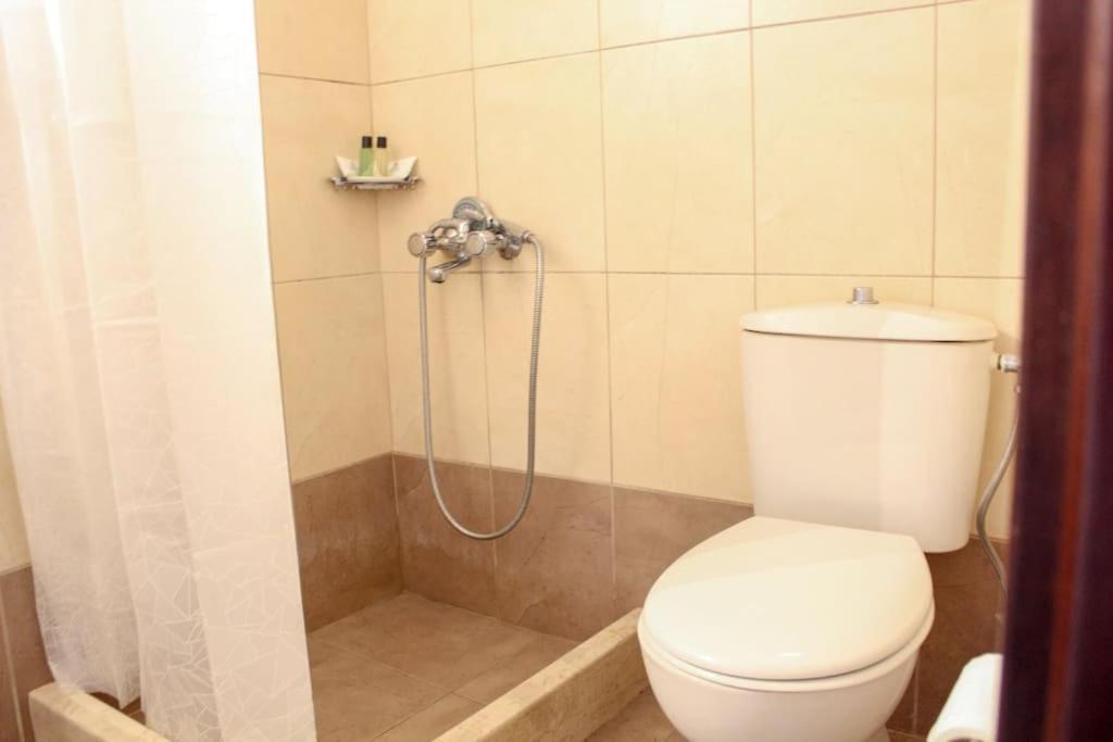 Afroditi'S Guest House Heraklion  Bagian luar foto