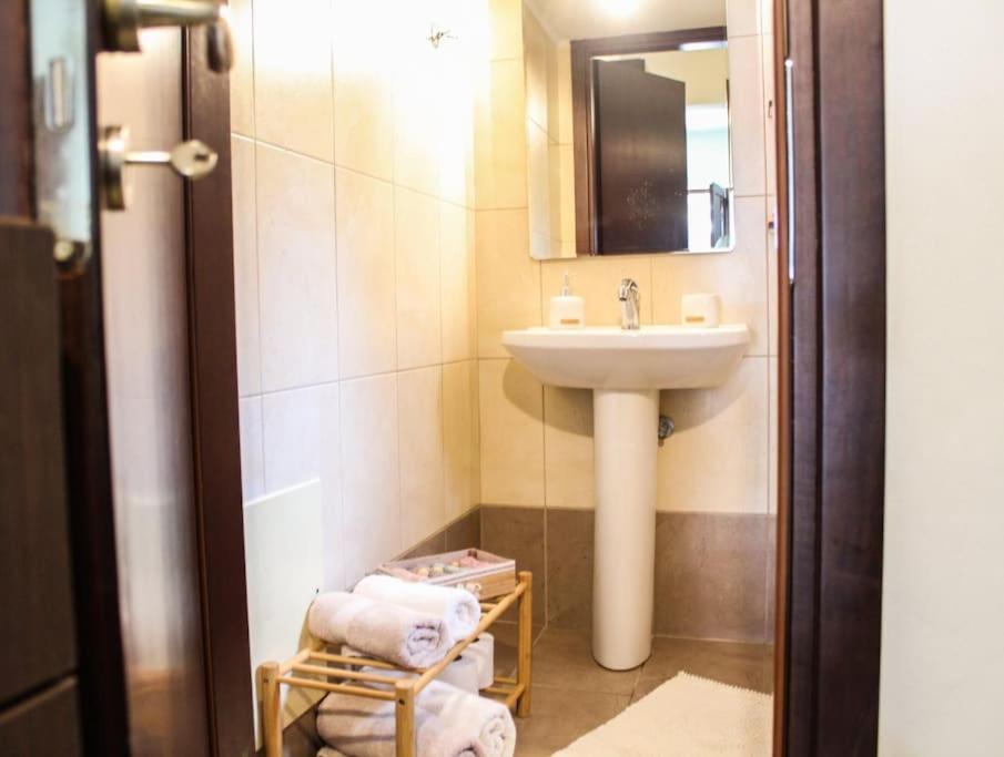 Afroditi'S Guest House Heraklion  Bagian luar foto